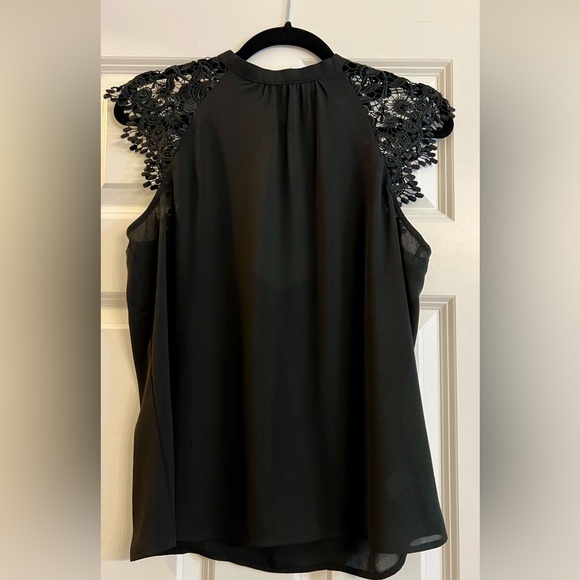 Express Tops - Gorgeous Express Black Lace Cap Sleeve Shirt. Size Small. Perfect Condition.